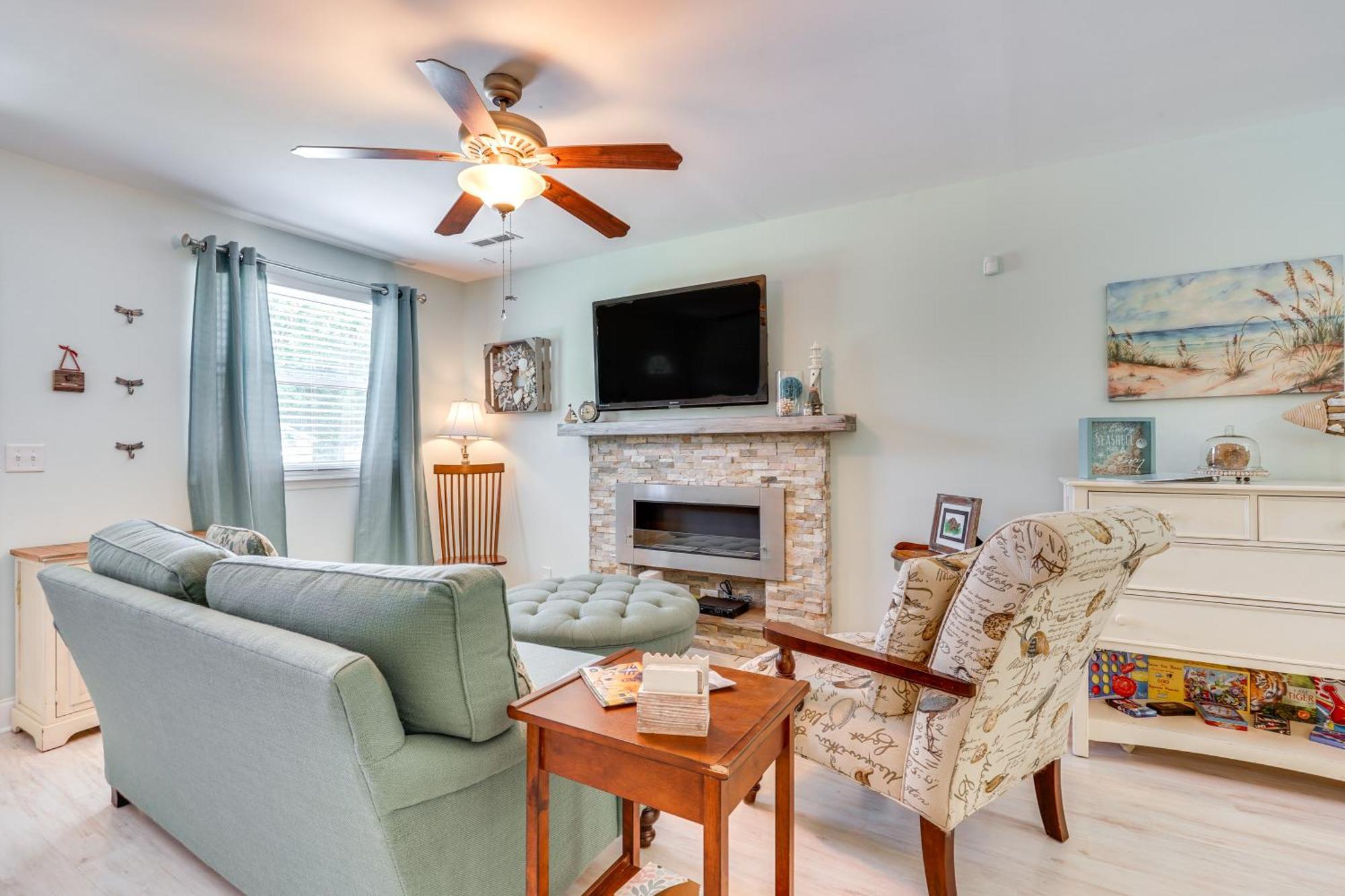 Cozy Goose Creek Escape With Patio And Grill Villa Eksteriør bilde